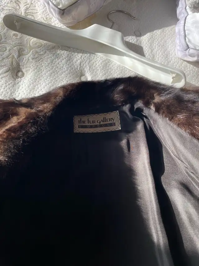 Mink Coat in Women's - Tops & Outerwear in City of Toronto - Image 4