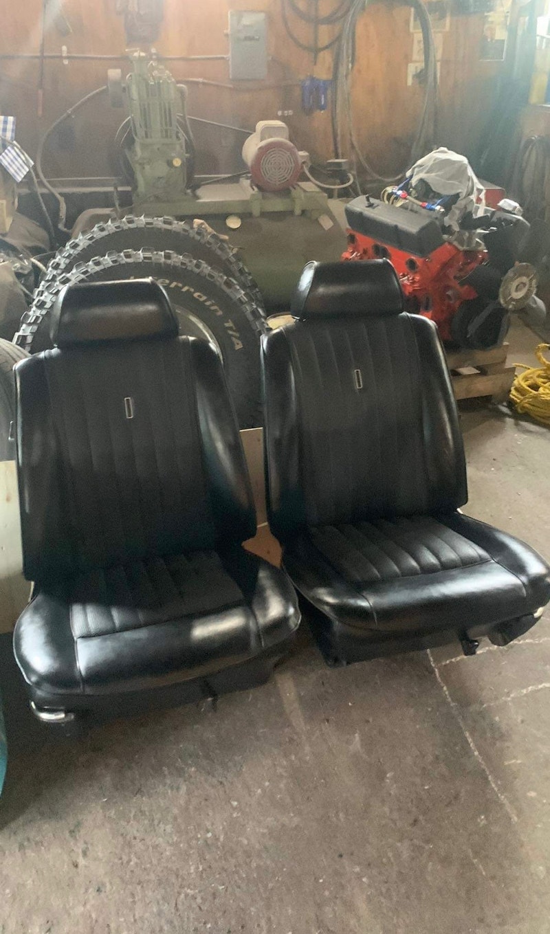Chevrolet bucket seats Classic Cars Bridgewater Kijiji