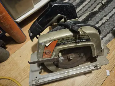 Scie ronde black and decker /round saw, View more