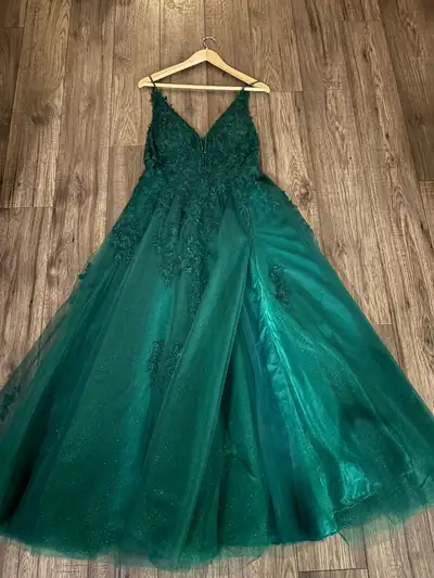Ellie Wilde Forest Green Prom Dress For Sale! Size 12. Used once. Purchased brand new from Elle Cout...