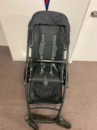 UPPABABY VISTA 2 STROLLER AND MESA 2 CARSEAT