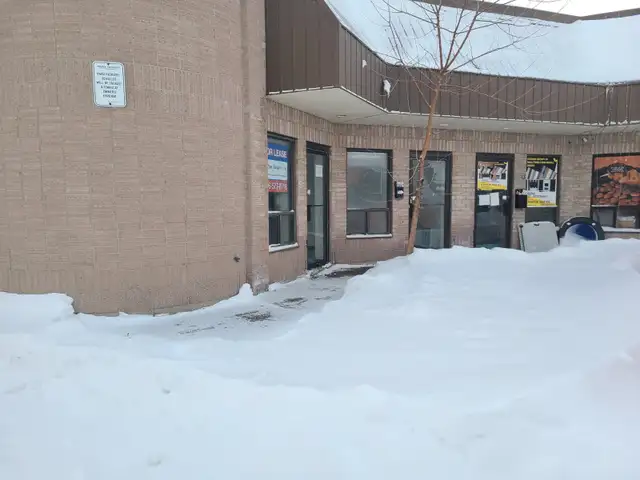Industrial / Commercial space 7500 sq. ft for rent in Brampton