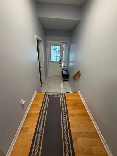 Fully Furnished 4-Bedroom Townhome in Prime Downtown Ottawa Location Beautiful and spacious 4-bedroo...