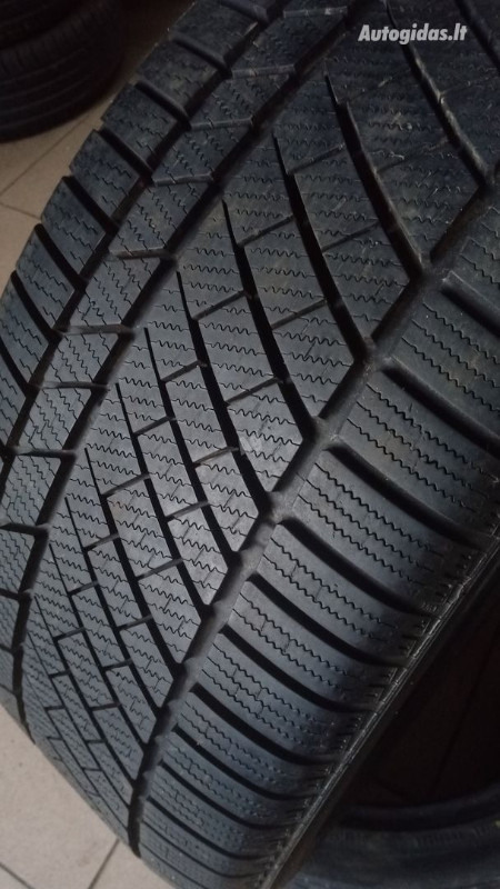1 x 255/35/19 CONTINENTAL contiwinter Ts. WINTER tire 90 % tread in Tires & Rims in Markham / York Region