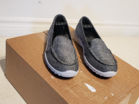 New Men's Skechers Slip On Memory Foam Shoes Size 11