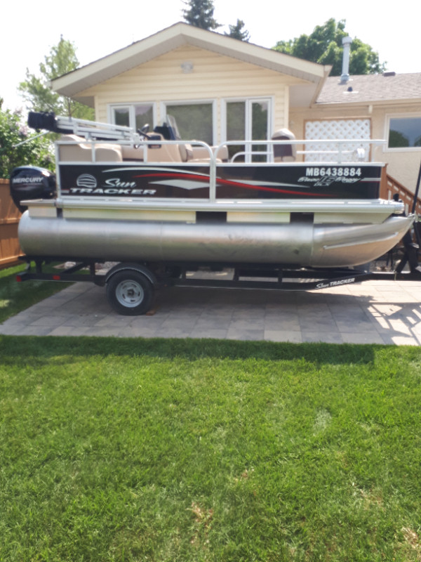 pontoon boat Powerboats & Motorboats Winnipeg Kijiji