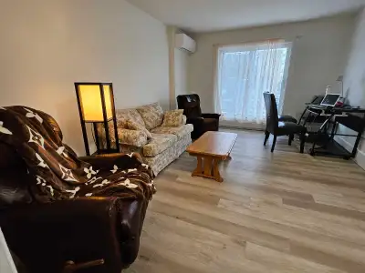 3495, chemin des Quatre-Bourgeois, Québec Appartement : Grand 4½ ✔ 2 chambres ✔ Salon spacieux avec...