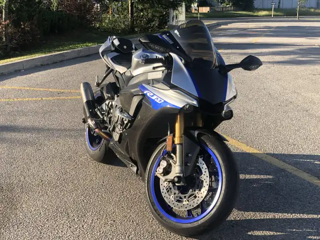 2018 Yamaha R1M in Sport Bikes in Markham / York Region - Image 9