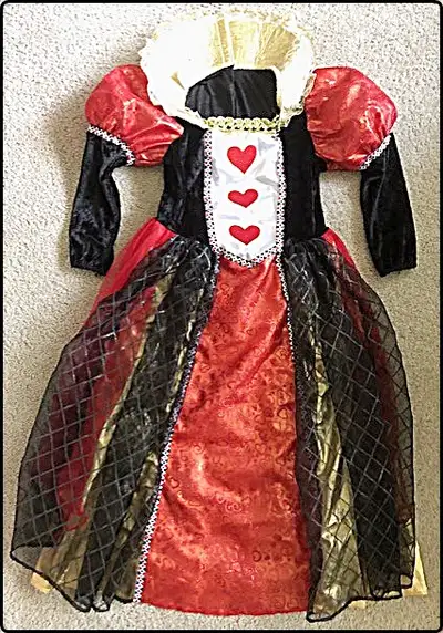 Transcona pick up near club regent casino. Black, red and gold colors. Tag says size 3T / 4T but I t...