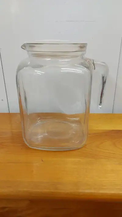 BORMIOLI ROCCO FRIGOVERRE 68oz PITCHER WITH SEALING LID (ITALY), View more
