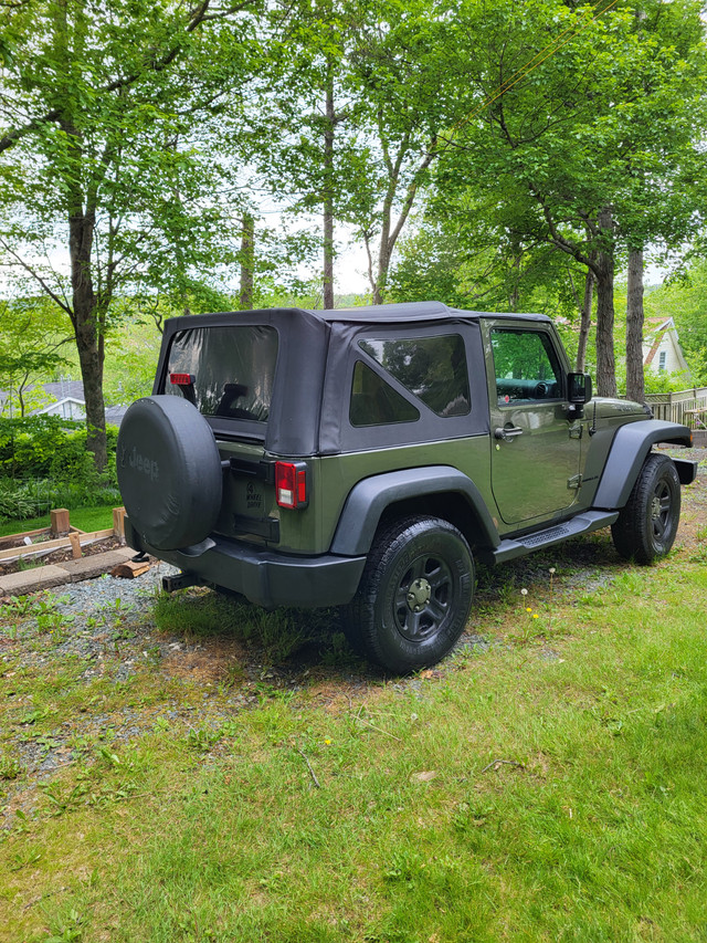 For Sale - 2015 Jeep Wrangler Willy's - Tank Green - $15,000 in Cars & Trucks in Bedford - Image 2