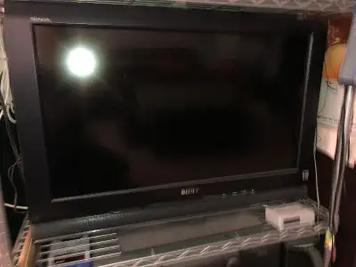FS: 39 inch LCD TV, HP Envy Notebook,  HP black&white laser wifi, View more