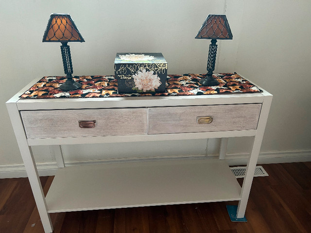 Refinished Console Table in Other Tables in Calgary - Image 3