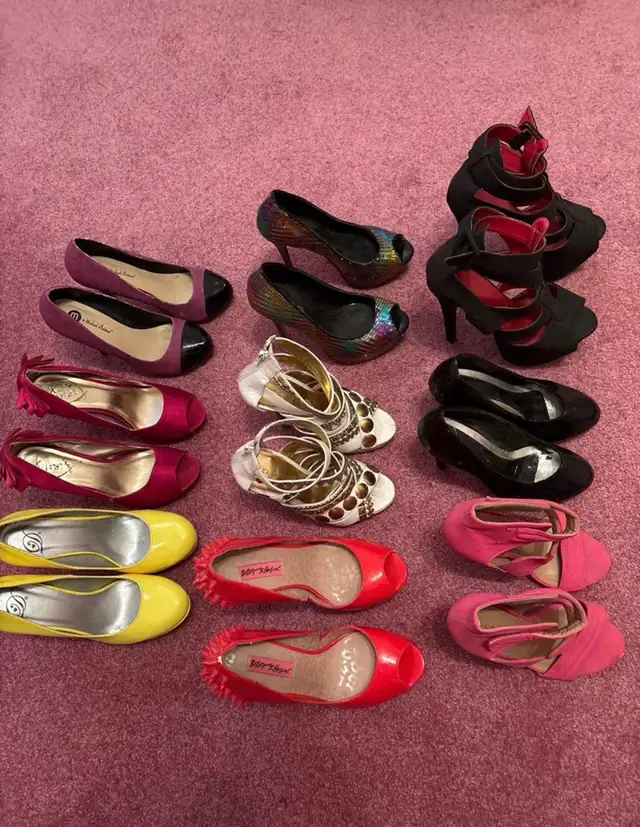 MOVING INDOOR GARAGE SALE. in Garage Sales in Edmonton - Image 4