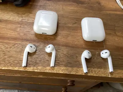 I’ve got two sets, one doesn’t charge good the other set one bud is not working. No cables or chargi...