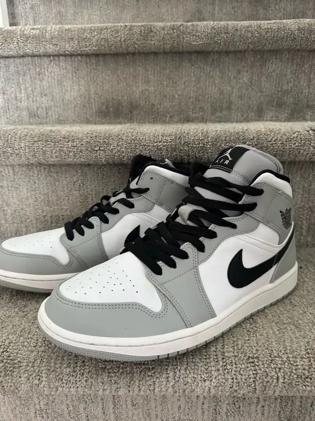Men’s Nike Shoes US size 11 in Men's Shoes in Oshawa / Durham Region - Image 2