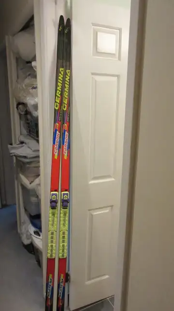 Gemina Carbon Skate SX cross country skiis NNN 195, View more