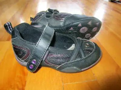 Belles chaussures SUPERFIT gr. 8 pour fille, View more