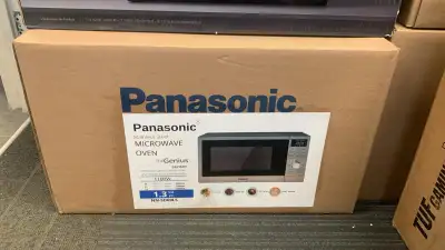 Microwave - Panasonic 1.3 cu Mn-SD69LS, View more