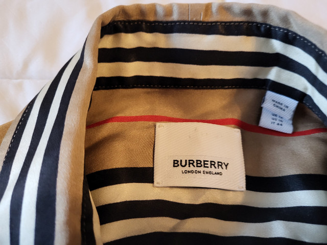 Burberry  striped silk shirt size US 10 in Women's - Tops & Outerwear in City of Toronto - Image 2