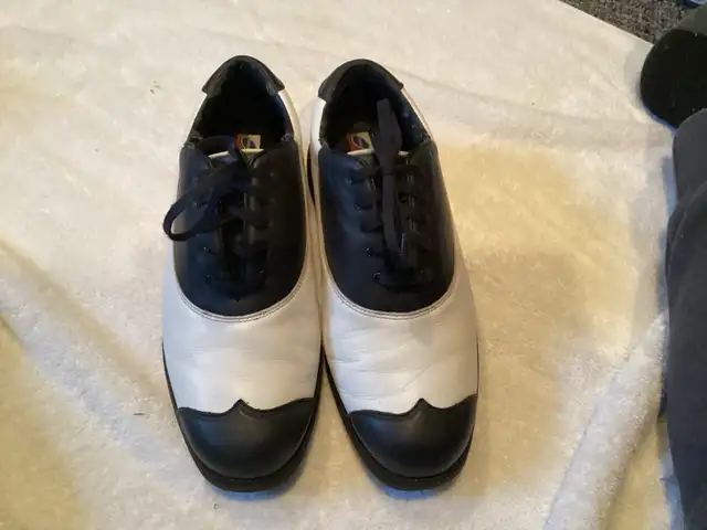 ladies golf shoes in Golf in Ottawa - Image 2