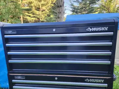 First $450 cash Firm takes it. I am not looking for any offers. For sale a Husky 40" Tool Chest 4 Dr...