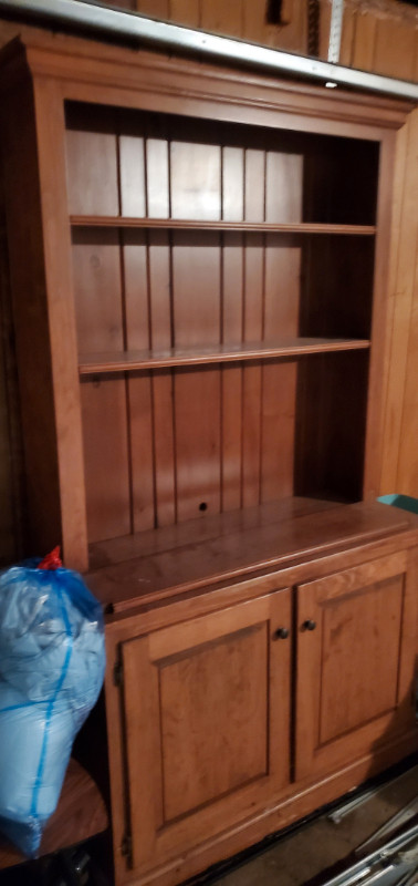 Handmade Hardwood Hutch in Hutches & Display Cabinets in Kawartha Lakes - Image 4