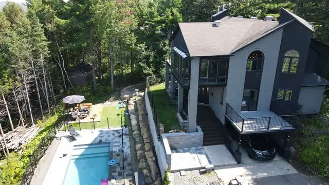 "The Crown of Prévost – Panoramic Hilltop Estate"