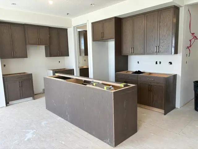 Kitchen/bath installation475480087425853449