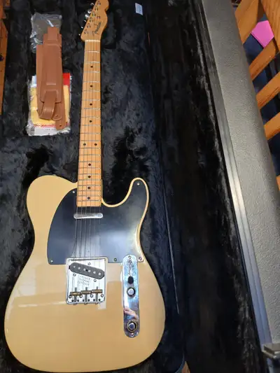 Fender Limited Edition American Vintage '52 Telecaster Korina, View more