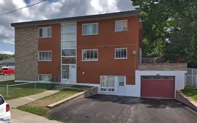 1400$ 4 1/2 for rent 3666 2e Rue, Laval H7V 1H8