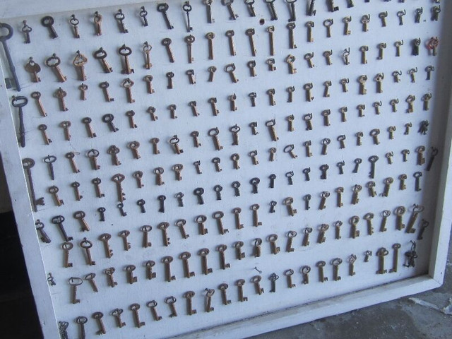 228 DIFFERENT CABINET SKELETON KEYS $5.00 EA. ARTS & CRAFTS in Arts & Collectibles in Winnipeg