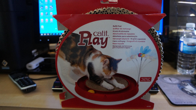 CAT IT CAT TOY REPLACEMENT PAD in Accessories in Norfolk County