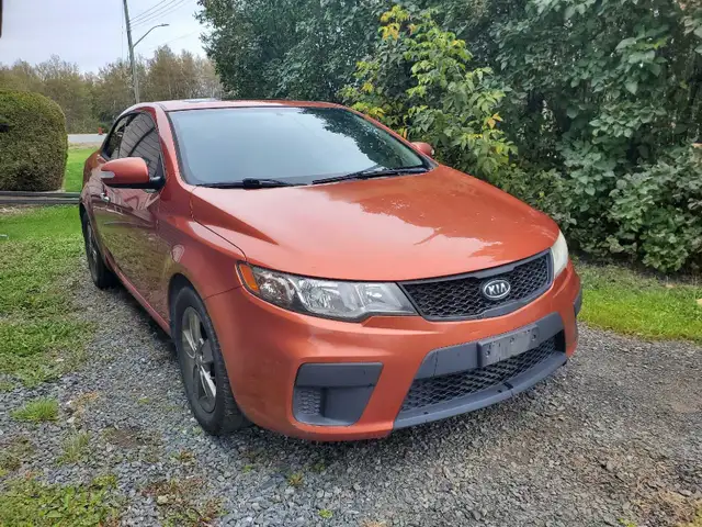 2010 kia forte koup 
