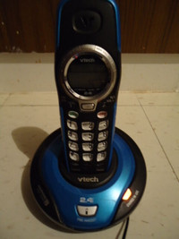 2 CORDLESS HOUSE PHONES FOR CHEAP
