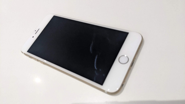 IPhone 6 Plus & IPad Air 2 64G (Combo) in General Electronics in Markham / York Region
