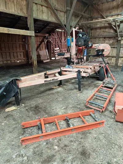 2005 LT40 Woodmizer Sawmill -671 Hours -Not a hydraulic mill -24HP Kohler engine -Comparable to LT28...