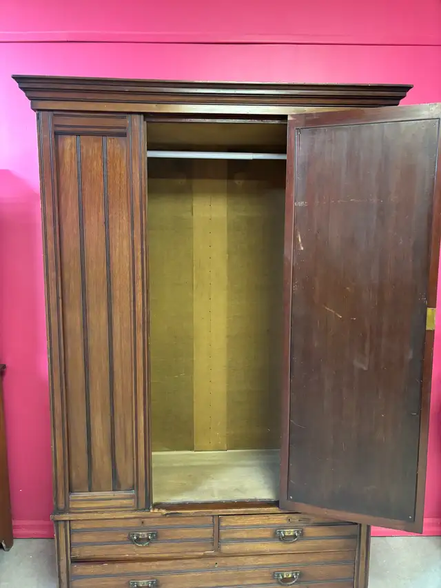 Vintage Wooden Wardrobe with Mirror in Dressers & Wardrobes in Oshawa / Durham Region - Image 6