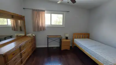 12-minute walking to fanshawe college (east campus). Furnished bedroom . Near Walmart, nofrills , TD...