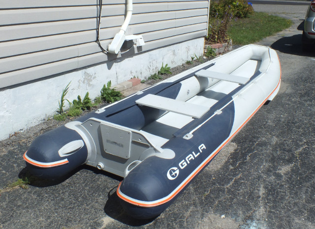 GALA C450 INFLATABLE BOAT in Powerboats & Motorboats in Sudbury