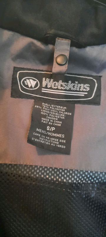 Men's light winter jacket size small. in Men's in Calgary - Image 4