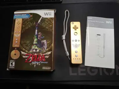 Remote is in excellent condition, not a single scratch or anything. Works great. Box has some wear/b...