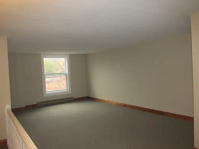 2 BD Plus BONUS ROOM SANDY HILL, WALK TO OTTAWA U & DOWNTOWN in Long Term Rentals in Ottawa - Image 9