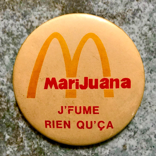 McDonald's macaron - pin - épinglette dans Art et objets de collection  à Ville de Québec