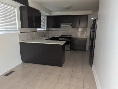 Large room for rent