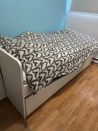 lit simple, View more