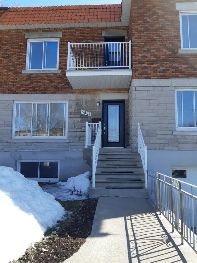3 1/2 près du Parc Maisonneuve & HMR