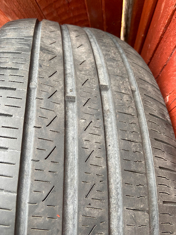 2 pneus Pirelli 245/45R19 d’été dans Pneus et jantes  à Longueuil/Rive Sud