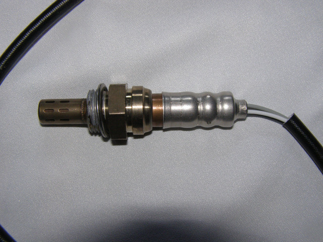 NEUF Toyota  1995 - 2014 Oxygen Sensor ARRIERE Plusieurs Modeles dans Moteur, Pièces de Moteur  à Longueuil/Rive Sud - Image 2