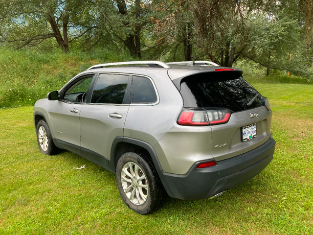 Estate Sale: 2019 Jeep Cherokee North in Cars & Trucks in Nelson - Image 3